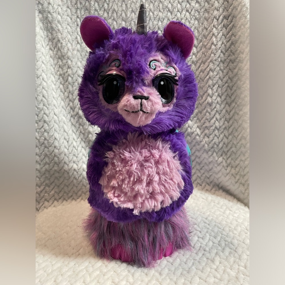 Hatchimals Wow, Llalacorn Grow up to 32” Interactive Electronic Pet Purple Works